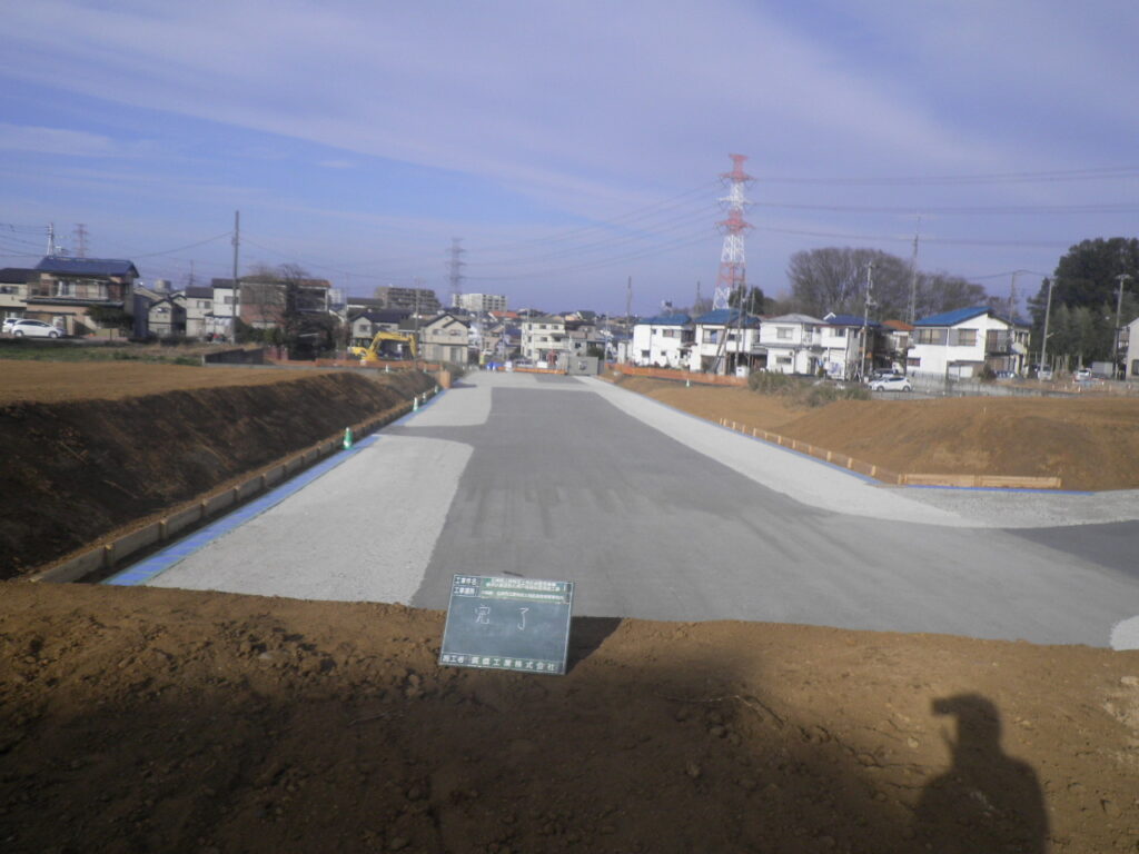 川口市発注
石神西立野特定土地区画整理事業川口市発注
都市計画道路石神戸塚線街路築造工事