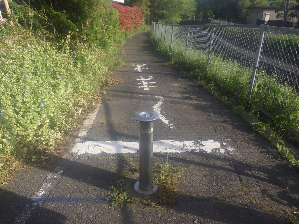 埼玉県さいたま農林振興センター発注
4水活さ第202号遊歩道及び水路工事